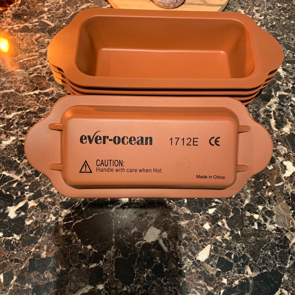 Pack of 12 Silicone heating trays - Picture 2 of 3